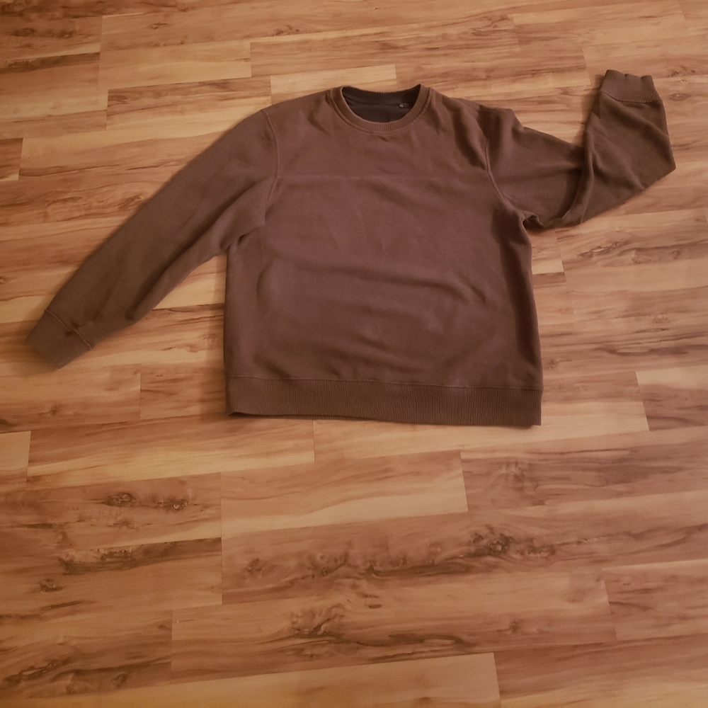 Arrow pullover sweatshirt